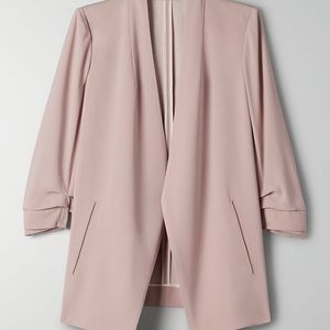 Aritzia Babaton Power Hip Blazer in Fawn Pink